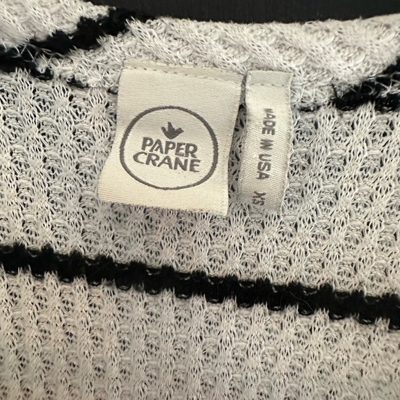 Paper Crane Sleeveless Striped Waffle Knot Tie
Bottom Top Size XS - Picture 2 of 5